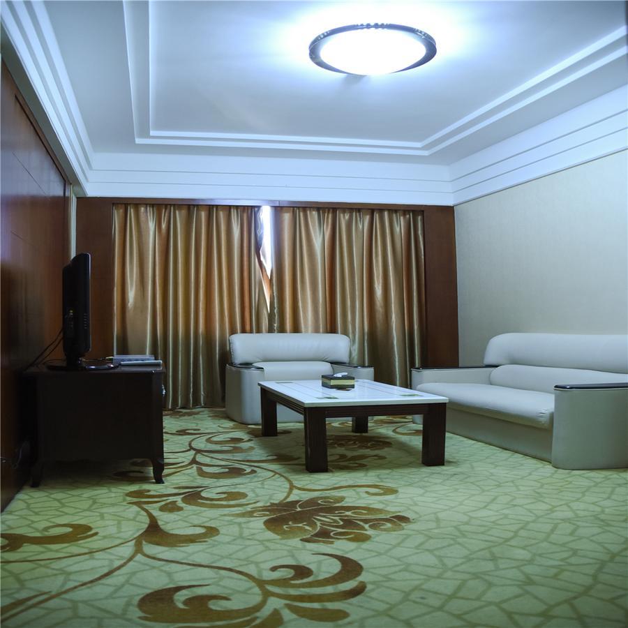Beilingju Hotel Shenzhen Bagian luar foto