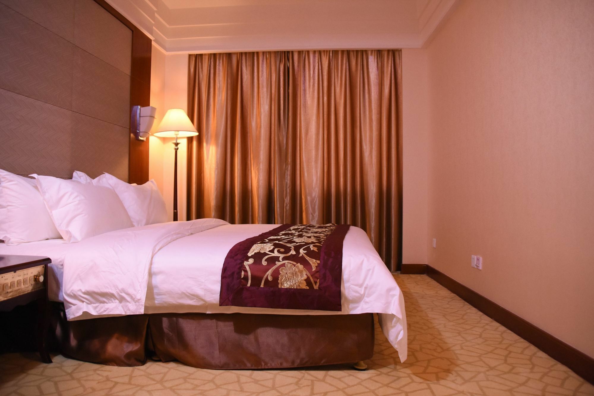 Beilingju Hotel Shenzhen Bagian luar foto